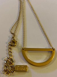 Vintage - Gold toned Saturday half-moon necklace