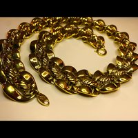 Vintage -  Gold tone choker necklace