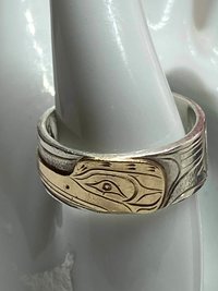 Vintage - Silver and 14K gold overlay "Humming Bird" ring by Joe Descoteaux