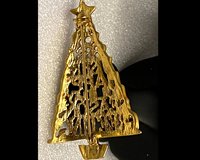 Gold toned Holiday Christmas tree brooch