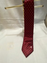 Red Versace V2 necktie with pattern squares