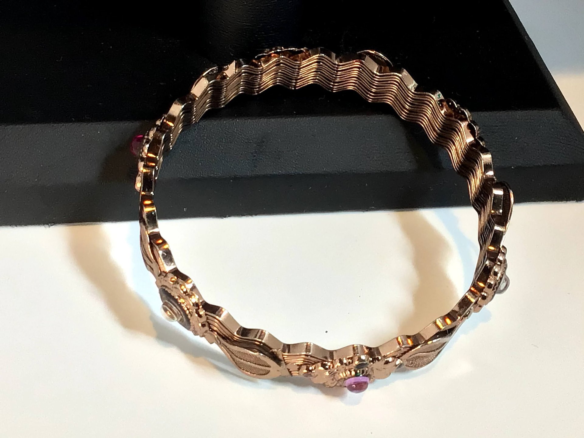 Beautiful wire copper bracelet