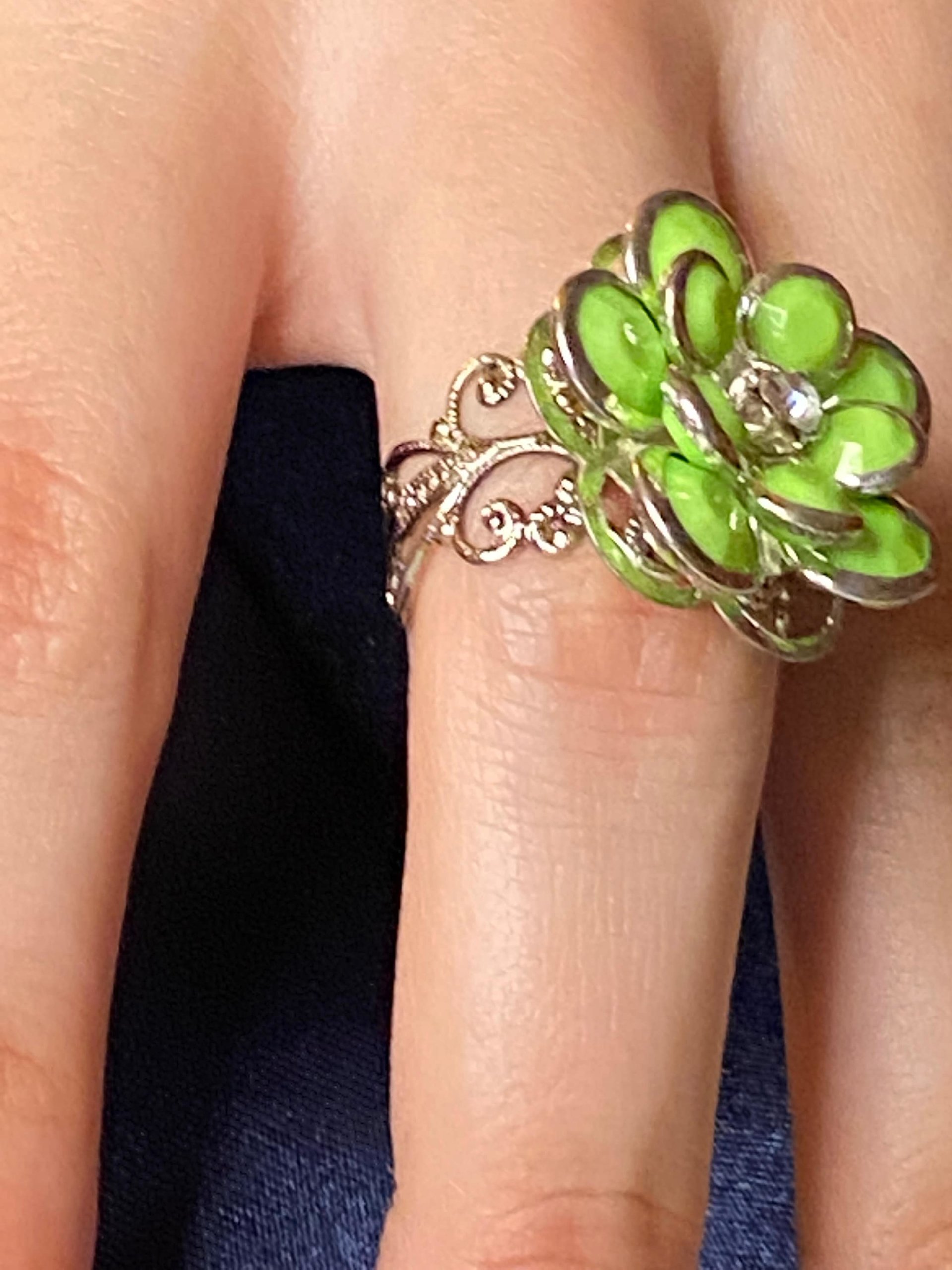 Adjustable Silver Green Petals Flower