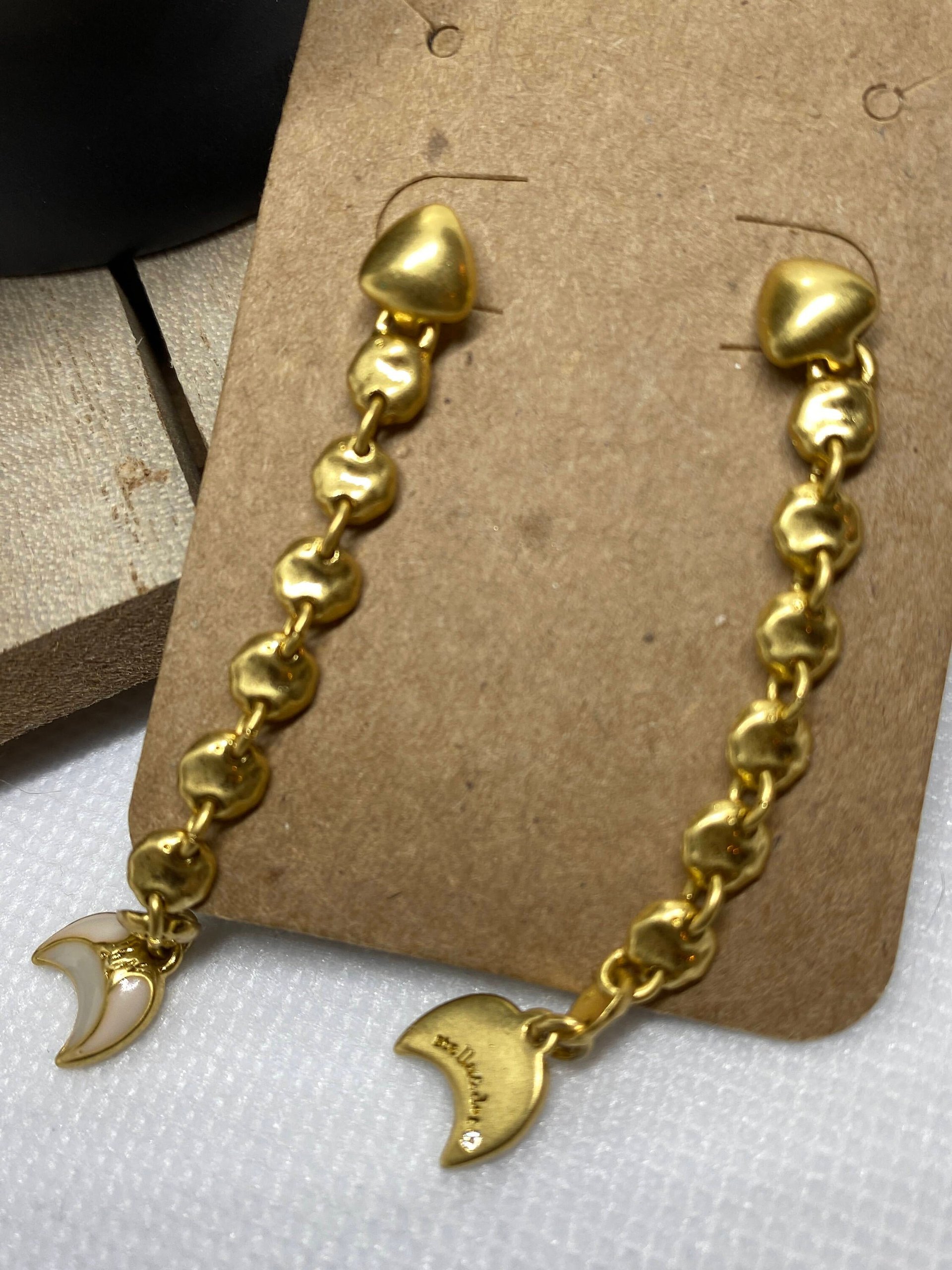 Vintage - Gold tone with white enamel trevally earrings