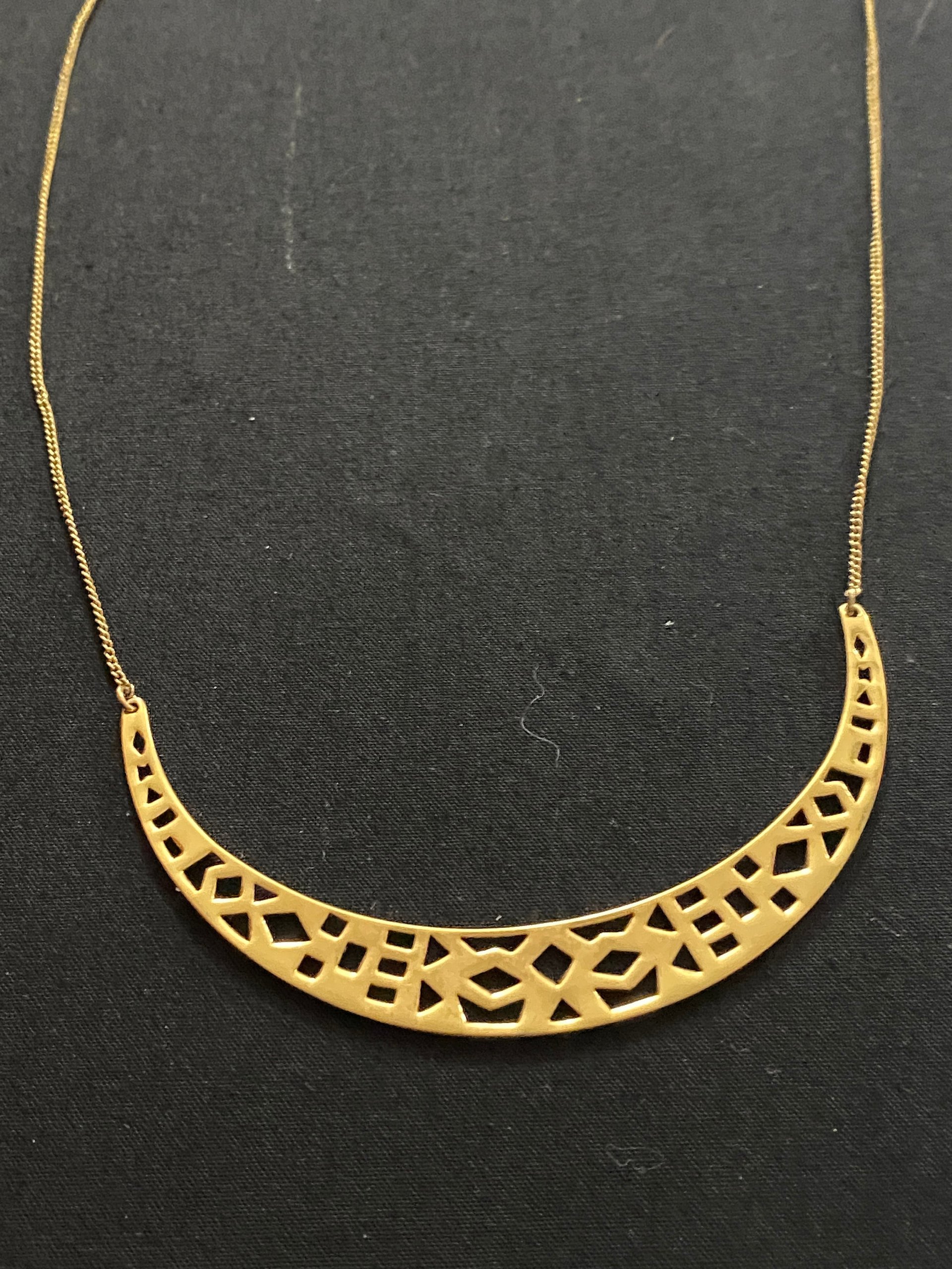 Stella and Dot Gold Tone Avalon Crescent Necklace