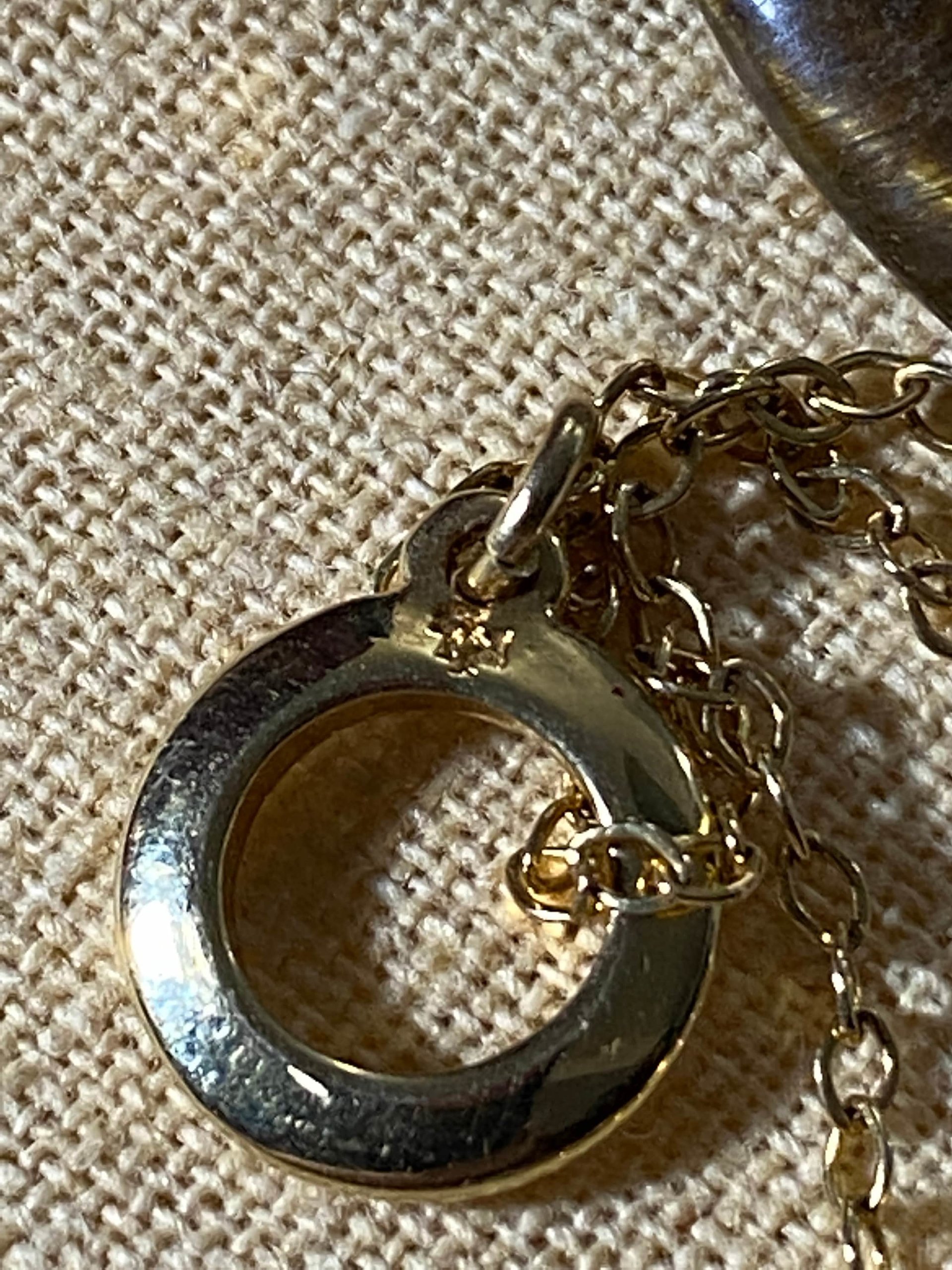 Vintage gold tone Ralph Lauren gem stones pendant necklace
