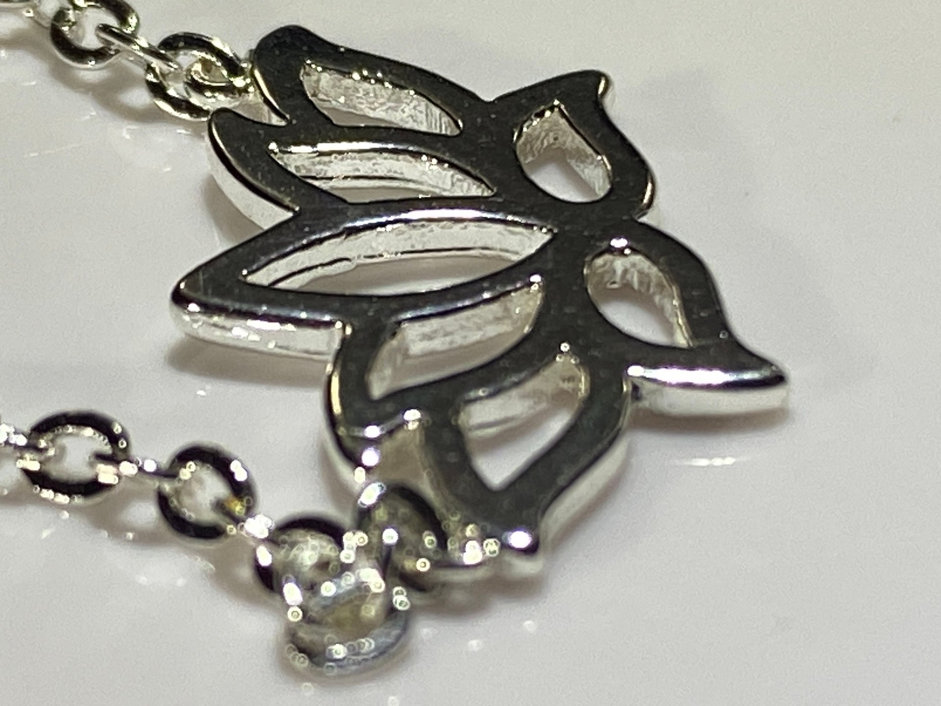 Silver tone Lotus pendant and necklace