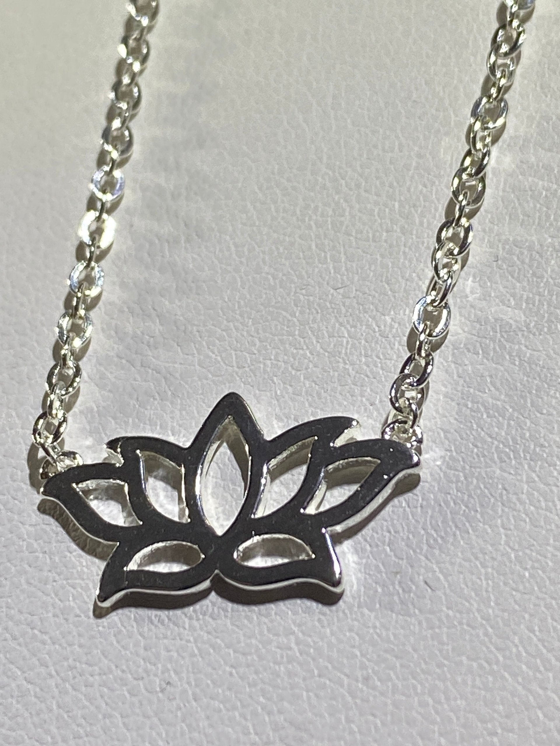 Silver tone Lotus pendant and necklace