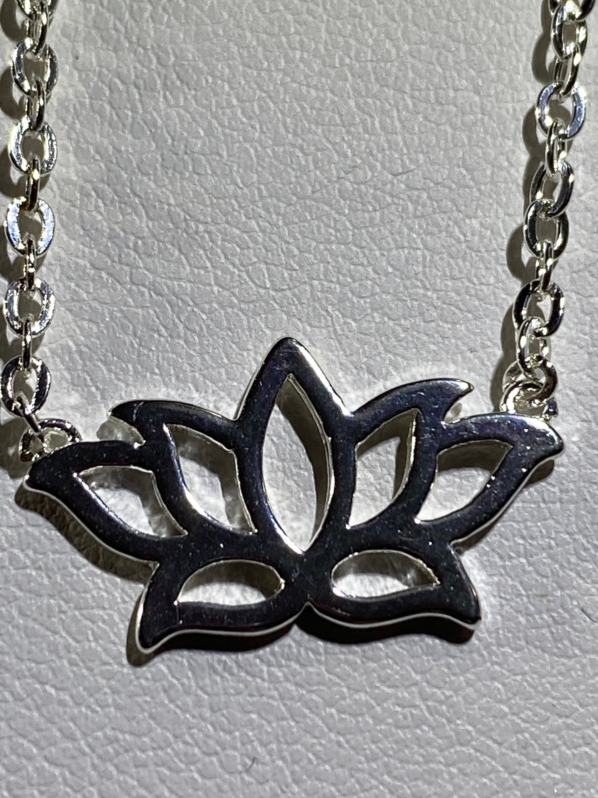 Silver tone Lotus pendant and necklace