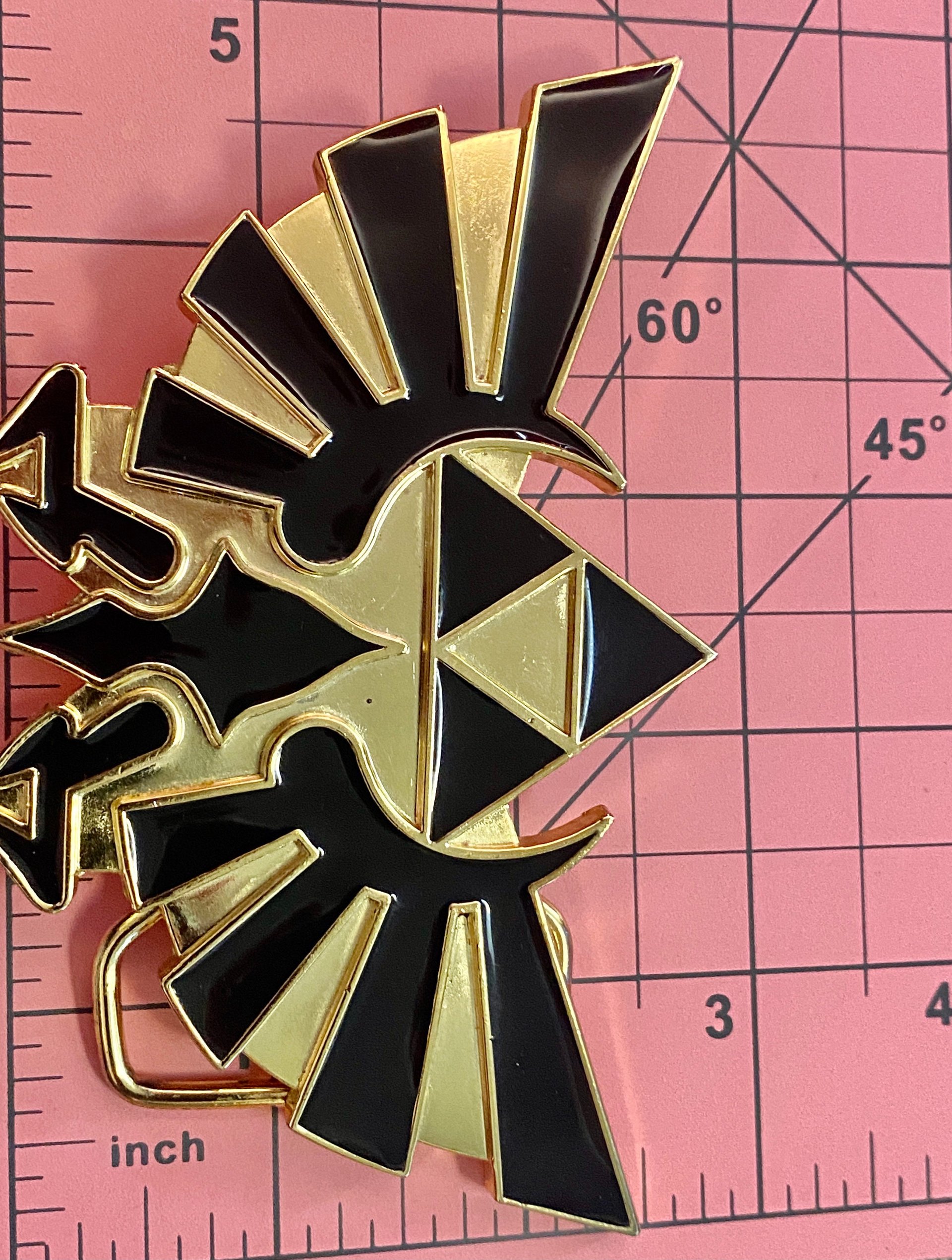 Vintage 2010 Nintendo TM Large Legend of Zelda Gold and black enameled Belt Buckle