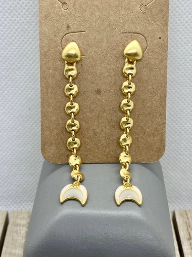 Vintage - Gold tone with white enamel trevally earrings