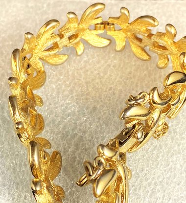 Vintage Signed Monet Gold Tone Metal Bracelet