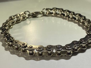 Silver tone stainless steel bike chain bracelet