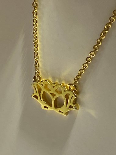 Gold tone Lotus pendant and necklace