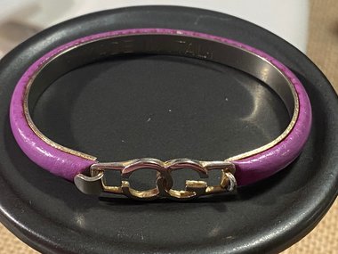 Gucci Vintage 1970s Purple leather bangle